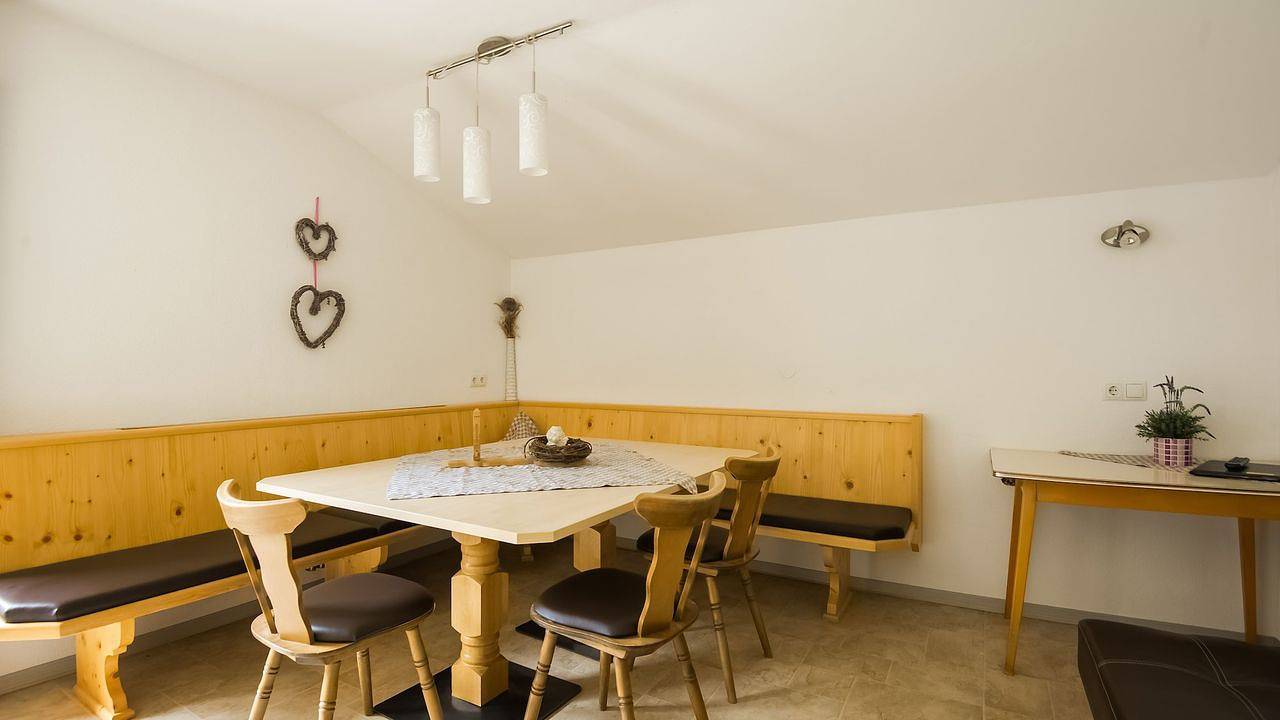 Ganze Ferienwohnung, Ferienwohnung für 11 Personen (120 m²) in Hainzenberg in Hainzenberg, Zillertaler Alpen