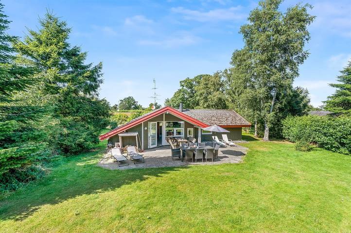 Chalet für 8 Personen, mit Sauna und Terrasse in Dänemark