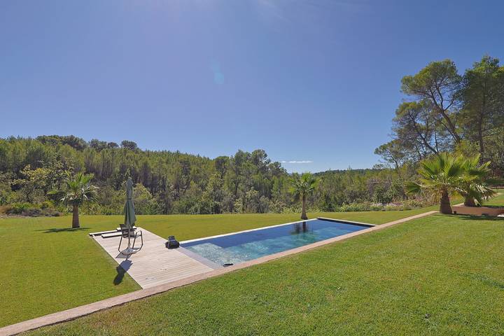 Location de vacances pour 8 personnes, avec terrasse et jardin à Flayosc - 2