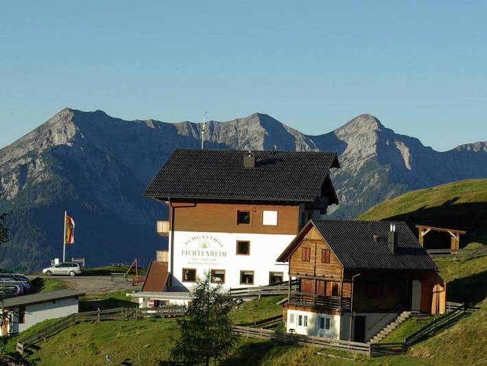 Hotel für 2 Personen, mit Garten und Balkon