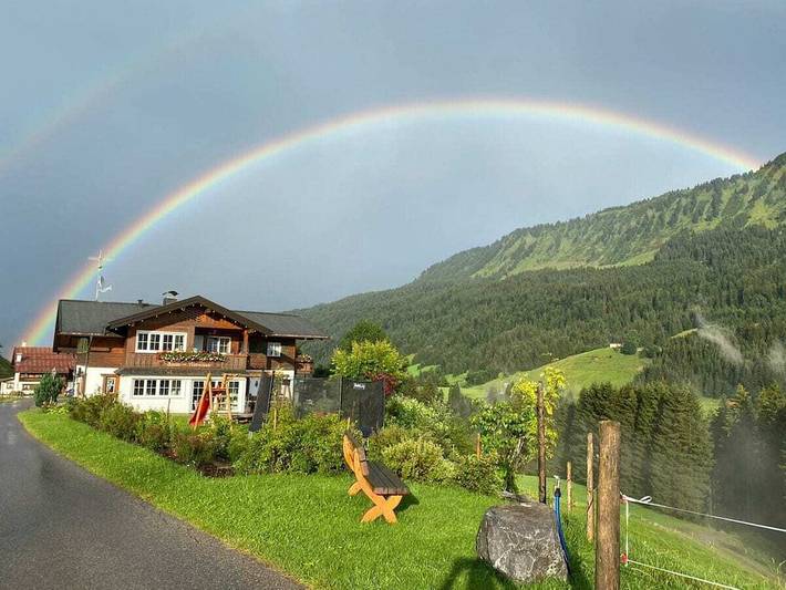 Ferienhaus für 3 Personen, mit Balkon und Garten im Kleinwalsertal