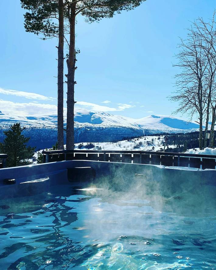 Feriehus for 9 personer, med Terrasse og Sauna i Stryn 