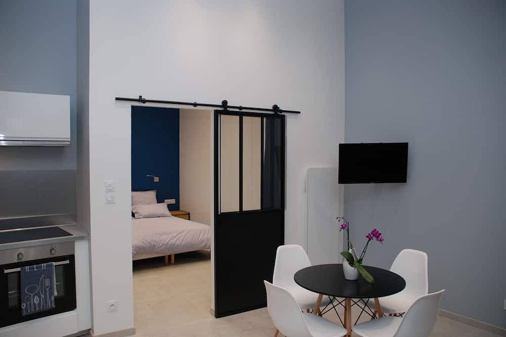 Apartamento entero, Apartamento-Apartamento-Baño en la habitacion-Sin vista-14 in Montreuil (Paso de Calais), Montreuil und Umgebung