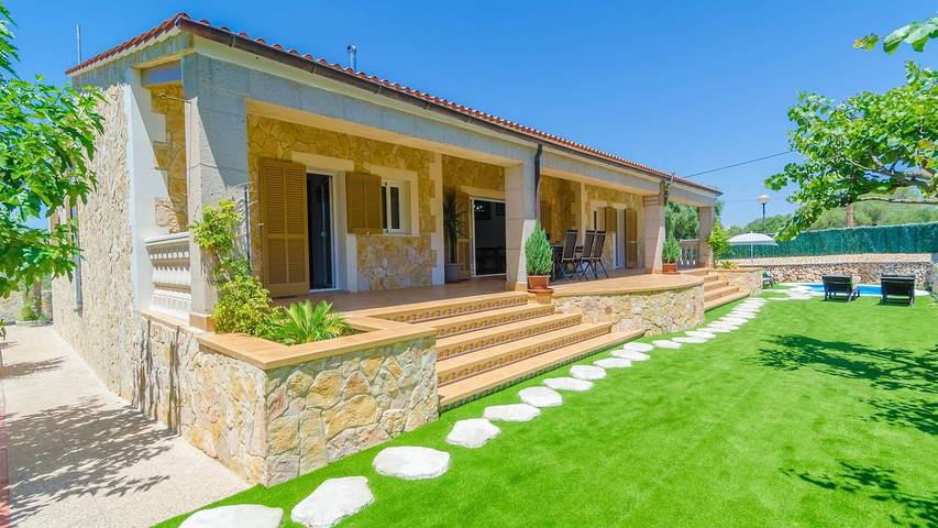 Chalet para 6 personas, con piscina y jardín en Sa Ràpita