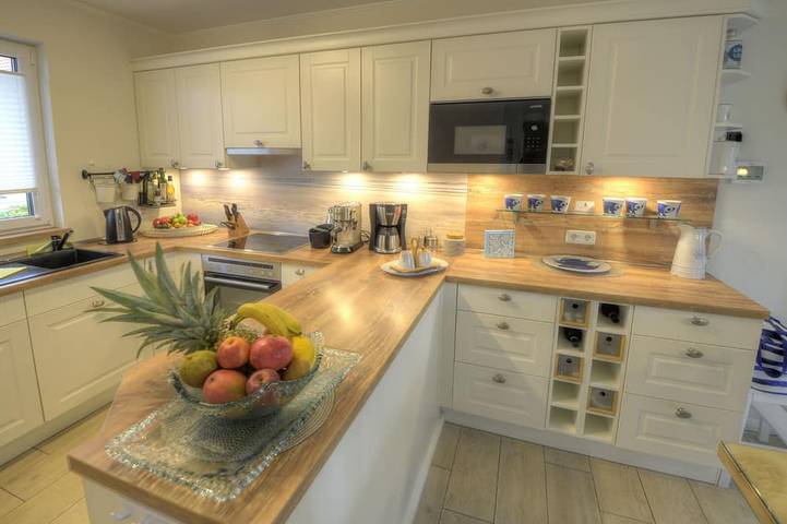 Luxus-Ferienhaus für 5 Personen, mit Whirlpool und Terrasse sowie Garten und Sauna