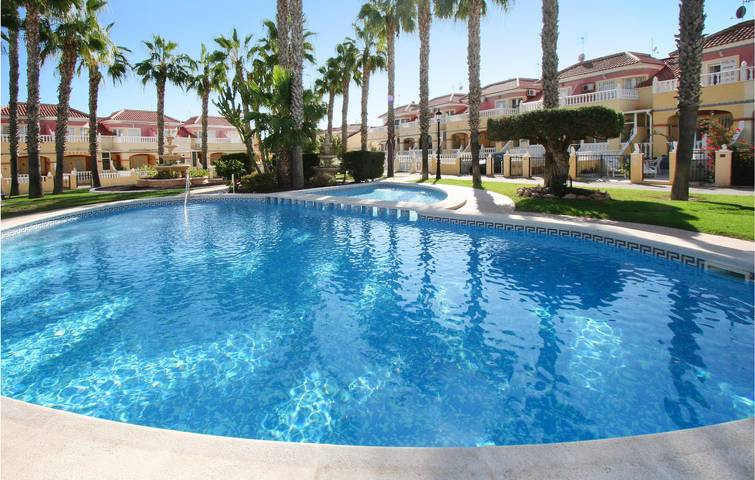 Beachside Retreat with Pool & Terrace in Colinas de la Zenia, Orihuela