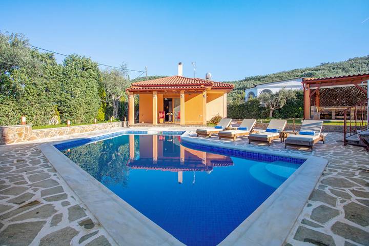 Ferienhaus für 16 Personen, mit Balkon, mit Haustier auf Zakynthos - 2