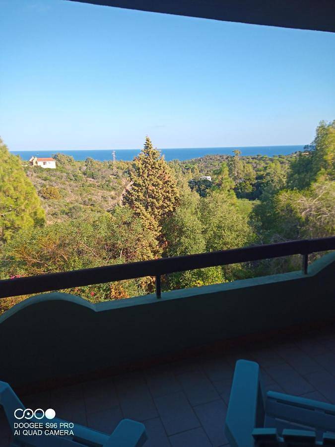 Casa sulla spiaggia per 4 persone, con Balcone e Terrazza nonché Giardino e Panorama in Sardegna