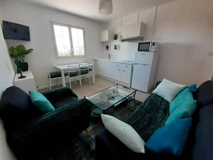 Gîte pour 4 personnes, avec jardin ainsi que piscine et vue à Sainte-Suzanne - 4