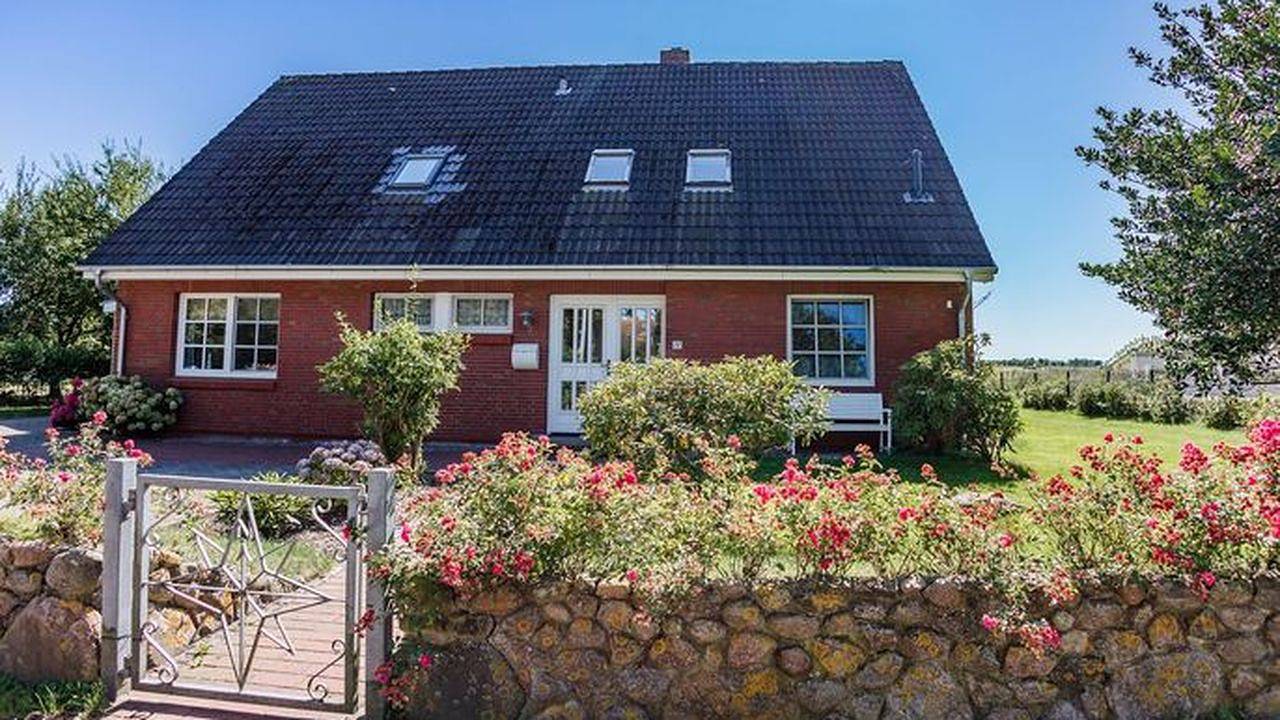 Ganze Ferienwohnung, Ferienwohnung für 6 Personen (120 m²) in Borgsum in Borgsum, Föhr