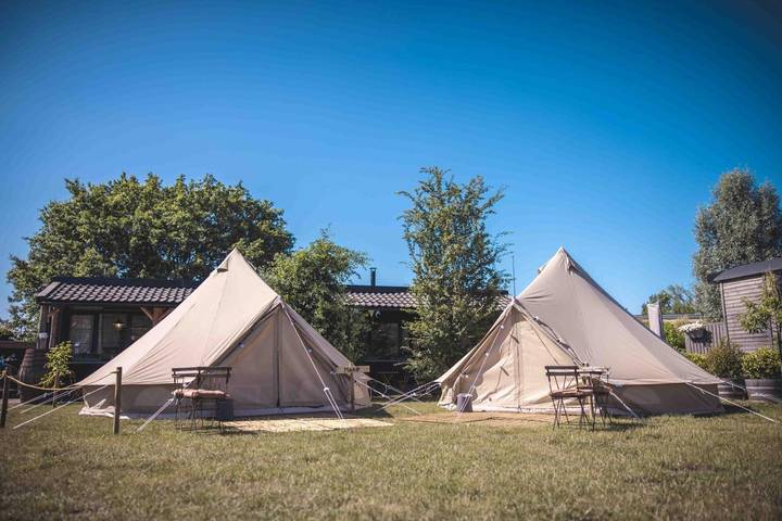 Location de vacances pour 2 personnes, avec jacuzzi et sauna ainsi que jardin et piscine à Malines - 3