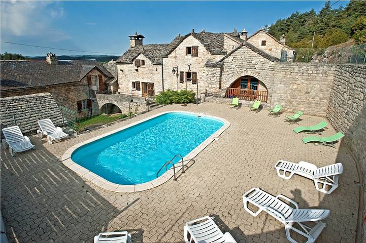 Gîte pour 8 personnes, avec piscine et terrasse à La Canourgue - 3