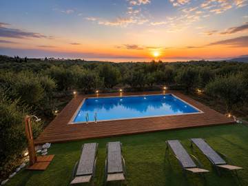 Vakantieappartement voor 2 Personen in Pyrgos Dirou, Messenische Golf, Afbeelding 1