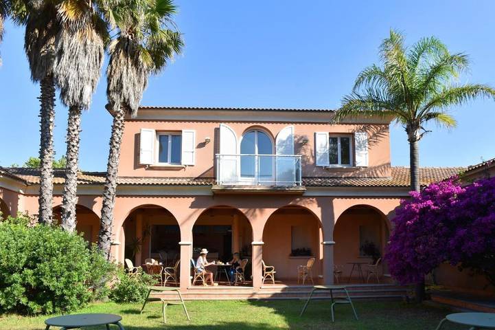 Location de vacances pour 3 personnes, avec Terrasse et Jardin à Borgo