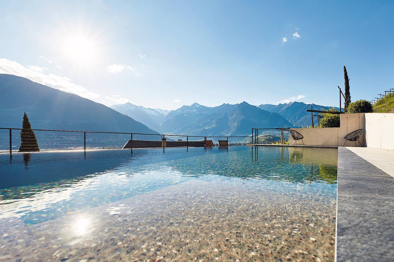 Appartement entier, Appartement Pratenberg Exclusive Privat Lounge avec vue montagne, sauna & piscine rooftop in Merano, Alpes de Sarntal