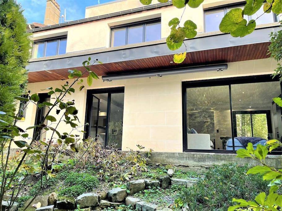 Villa, centre-ville, Paris, Disneyland, Ascenseur, Parkings in Nogent-sur-Marne, Val-de-Marne
