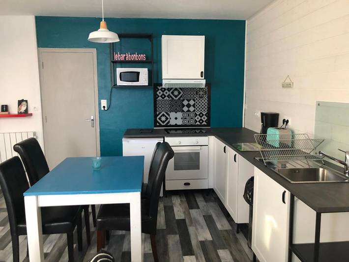 Location de vacances pour 4 personnes, avec terrasse à Montenay