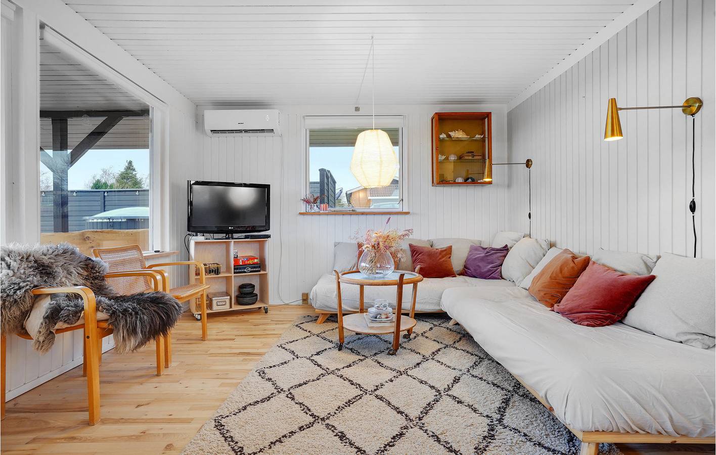 Ferienhaus für 6 Personen mit Terrasse in Følle Strand, Süddjursland