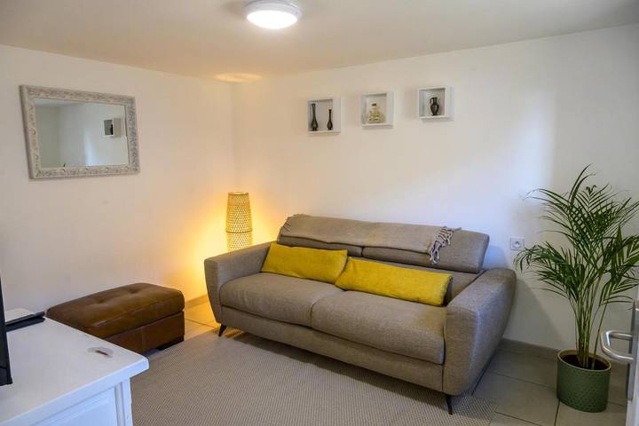 Riad pour 6 personnes, avec jardin à Montenay - 3