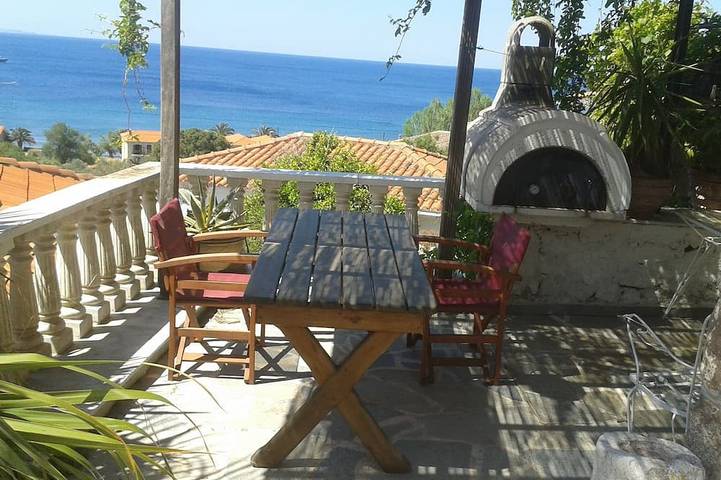 Ferienwohnung für 6 Personen, mit Balkon in Petra (Griechenland)