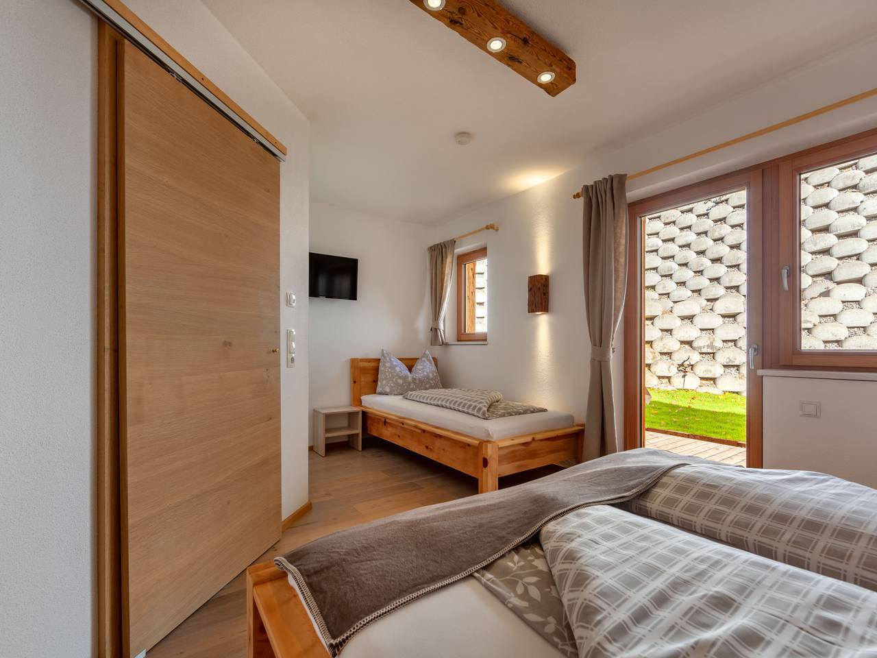 Ganze Wohnung, Appartment Landhaus in Ramsau im Zillertal, Zillertaler Alpen