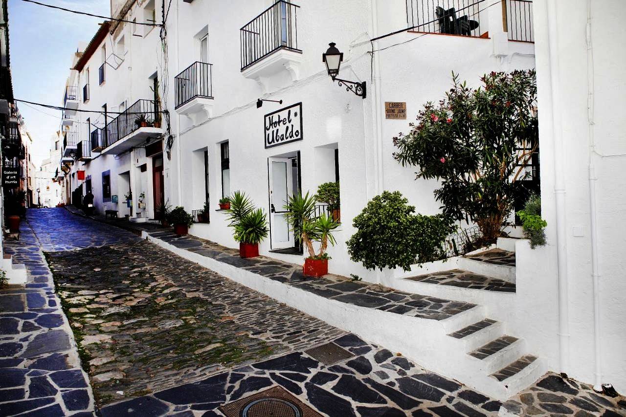 Hotel Ubaldo in Platja del Port d'Alguer (Cadaques), Cadaqués