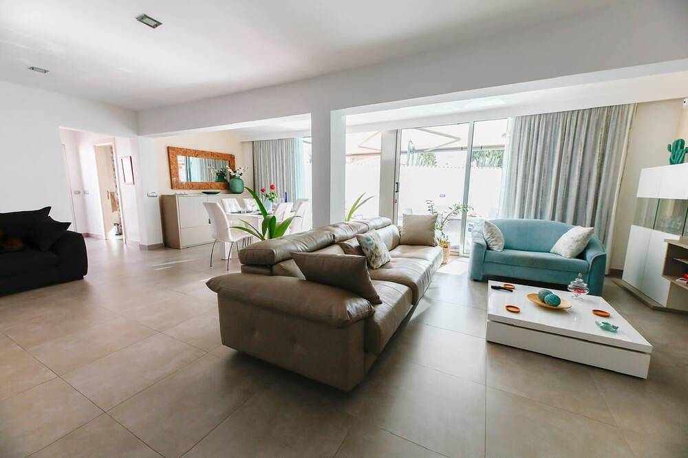 Arenamar. 5 minutes from the beach. in Maspalomas, San Bartolomé de Tirajana