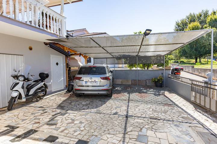 Appartement entier, Appartement de vacances pour 2 personnes avec balcon/terrasse in Vantačići, Krk