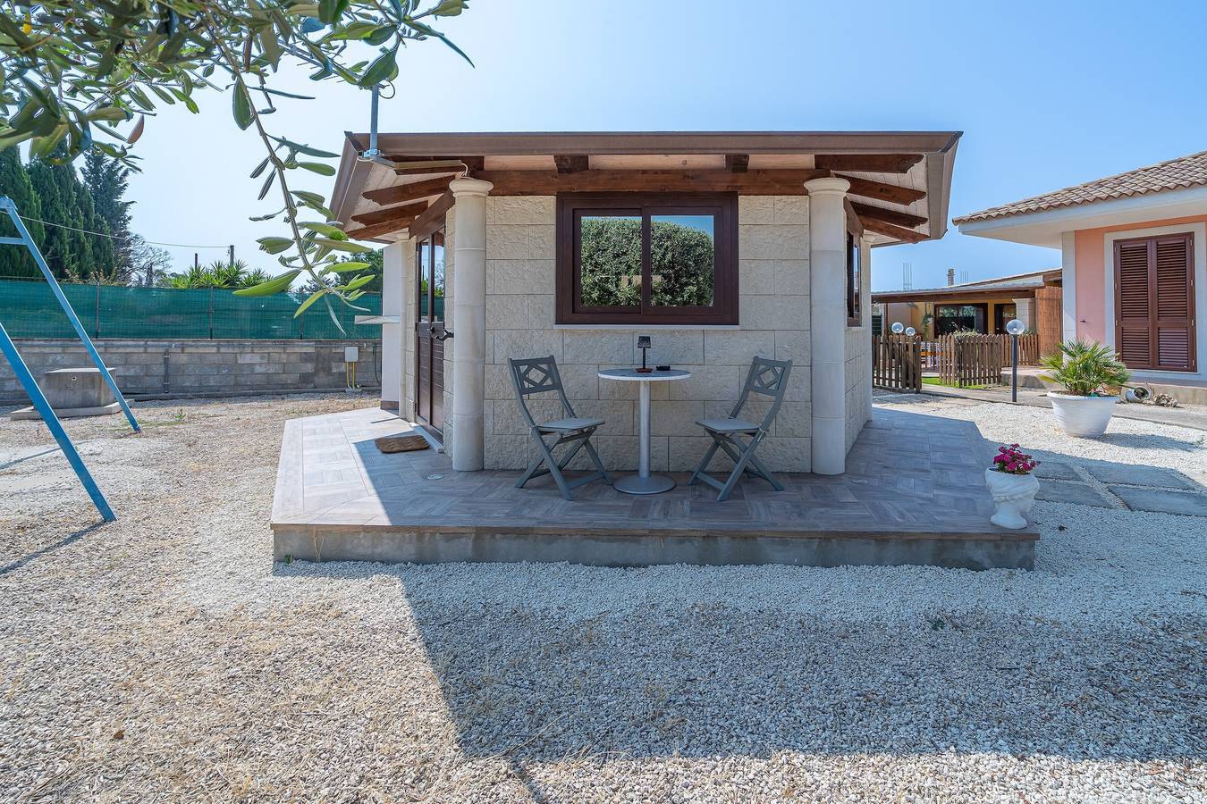 Studio entier, Studio 'Luana' avec vue sur les montagnes, Wi-Fi et climatisation in Noto, Région de Noto