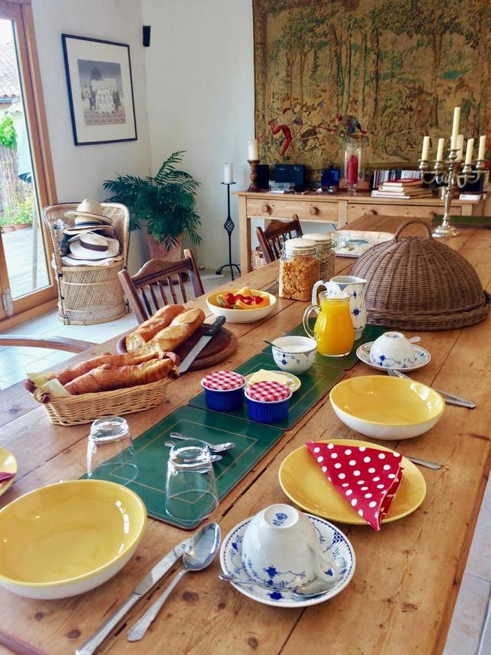 Location de vacances pour 2 personnes, avec jardin ainsi que terrasse et piscine à Saint-Eutrope-de-Born - 3