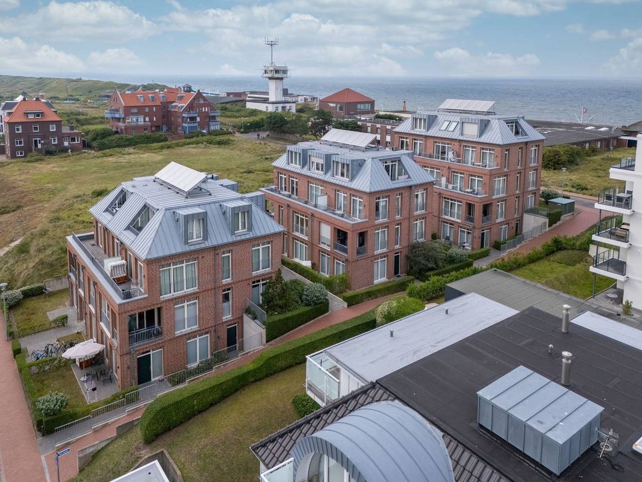 Ganze Ferienwohnung, Ferienvillen Anna Düne - Schönes 1-Zimmer-Apartment mit Terrasse nach Westen - nur 100 m zum Inselstrand! in Wangerooge
