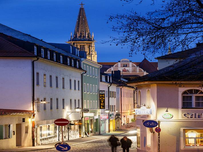 Hotel für 3 Personen in Regensburg - 3