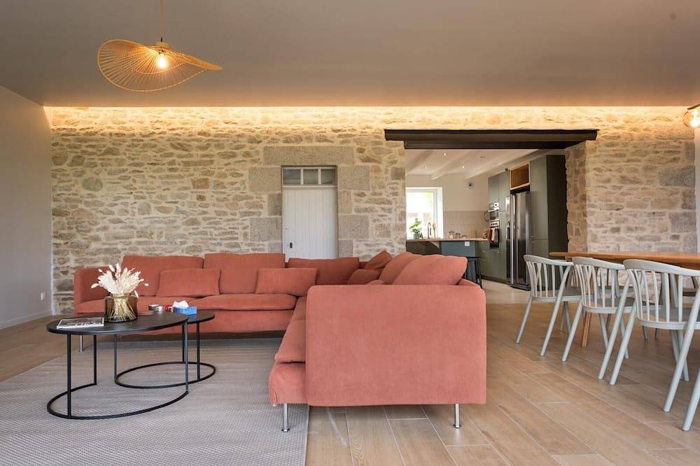 Grande maison familiale tout confort au cœur de Plouescat in Plouescat, Côte des Légendes