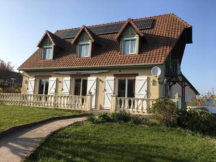 Chambre d’hôte pour 2 personnes, avec Terrasse ainsi que Jardin et Vue à Vittefleur
