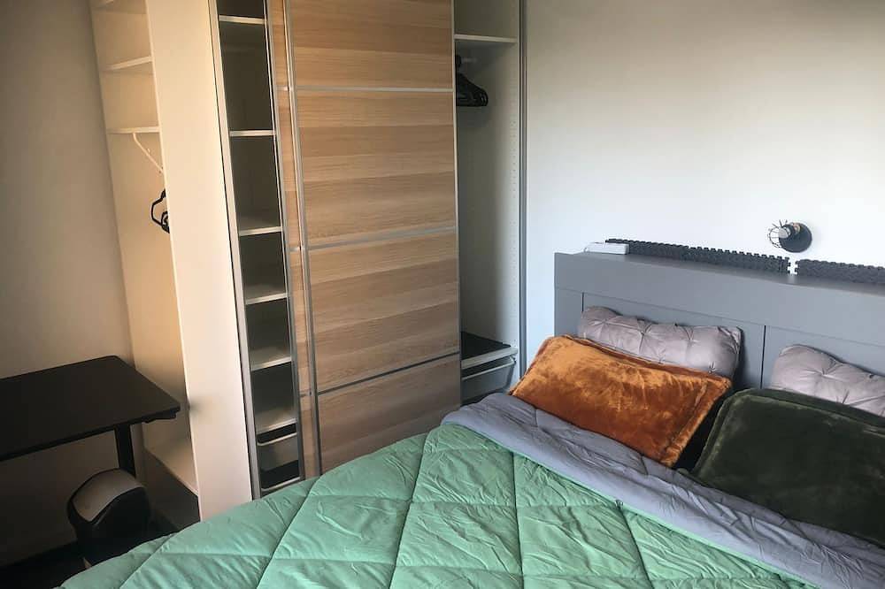 Chambre privée à 2 min du Rer D – Paris en 35 min – proche Orly in Ris-Orangis, Essonne