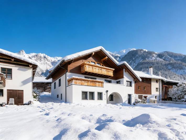 Ferienwohnung für 10 Personen, mit Balkon und Garten in Pettneu am Arlberg