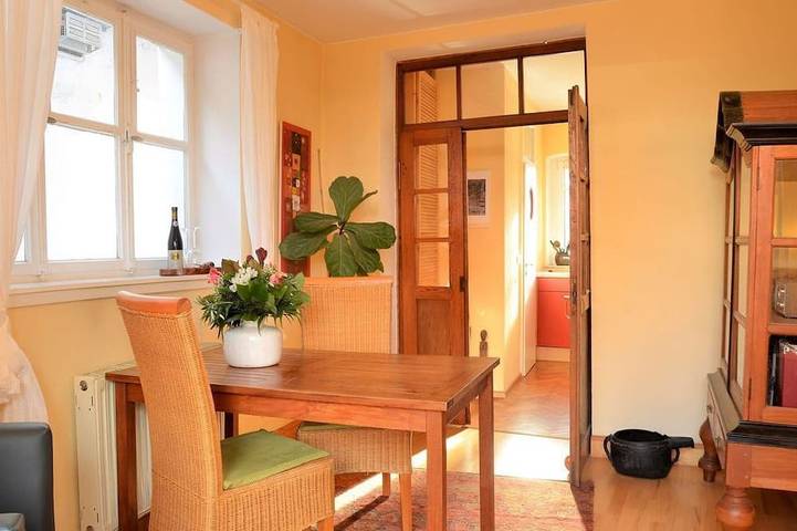 Ferienwohnung für 2 Personen, mit Terrasse und Garten in Gimmeldingen
