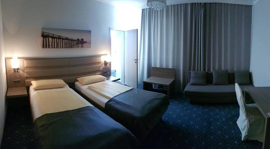 Hotel für 12 Personen, mit Terrasse und Garten in Landkreis Aichach-Friedberg - 2