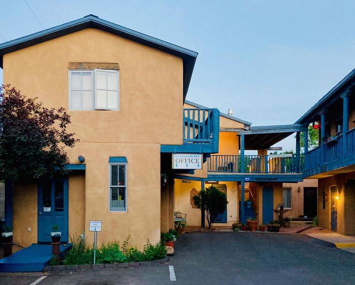 Hotel para 2 personas, con jardín - 1
