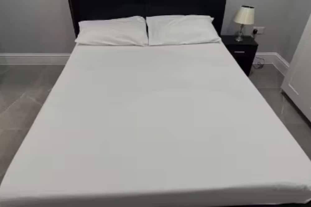 Ganze Wohnung, Place to stay in Erith in Bexley, London