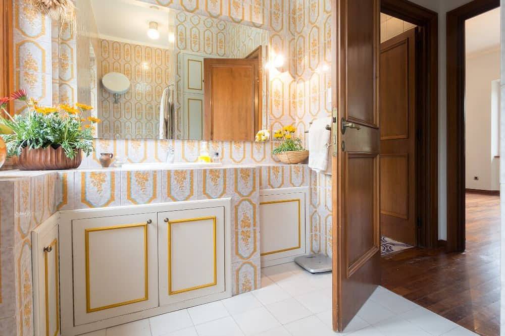 Villa fantastica con piscina privata, Jacuzzi, parco per attività sportiva di 8000 m², vista valle in Terni, Provincia di Terni