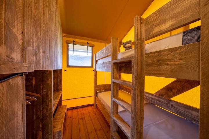 Camping pour 6 personnes, avec piscine ainsi que vue et jardin, animaux acceptés dans Luxembourg - 3