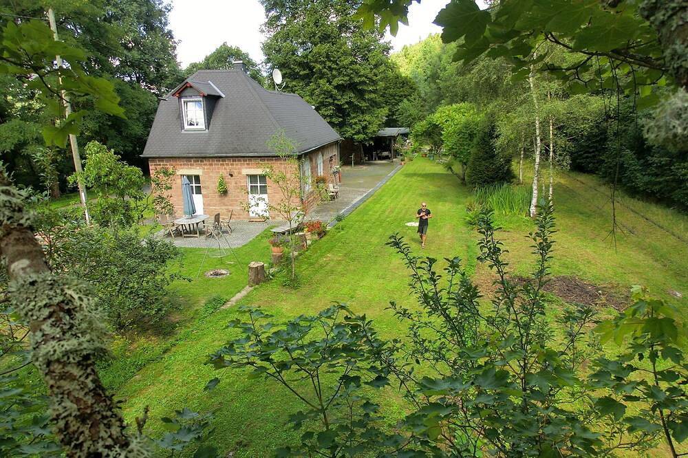 Exclusiv renoviertes historisches Bahnhofsgebäude mit Terasse, Garten etc. in Rascheid, Landkreis Trier-Saarburg