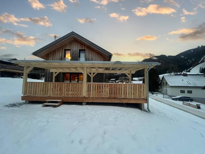 Ferienhaus für 8 Personen, mit Whirlpool und Garten sowie Terrasse und Sauna in Hohentauern