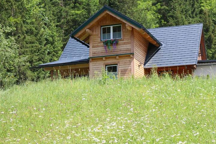 Ferienhaus für 7 Personen, mit Terrasse und Garten sowie Ausblick
