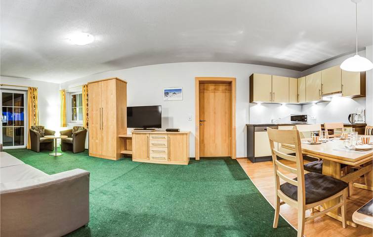 Ganze Ferienwohnung, Gemütliches Alpenrefugium: Sauna, Terrasse, Parkplatz in Lechtaler Alpen, Sankt Anton am Arlberg
