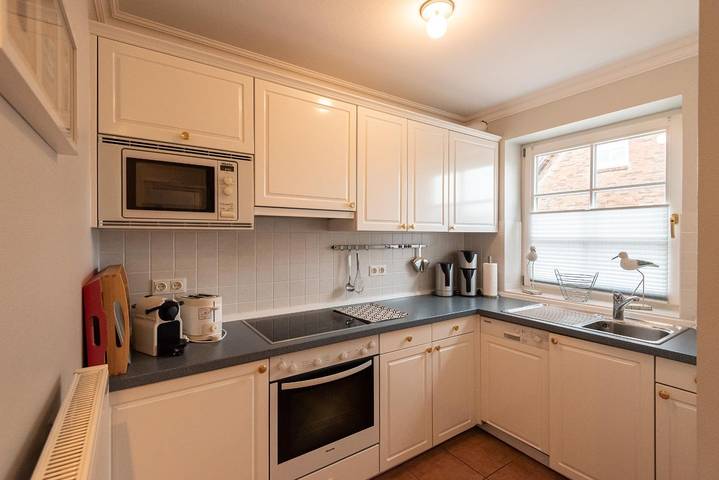 Ganze Wohnung, Moderne 3-Zimmer-Ferienwohnung mit ca. 78 m² Wohnfläche, für bis zu 4 Personen in Wenningstedt, Sylt