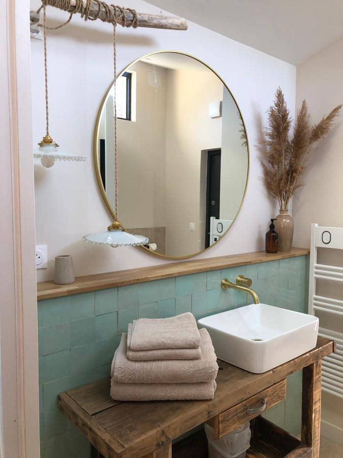 Maison d’hôte pour 2 personnes, avec terrasse ainsi que piscine et jardin dans l' Isère - 4