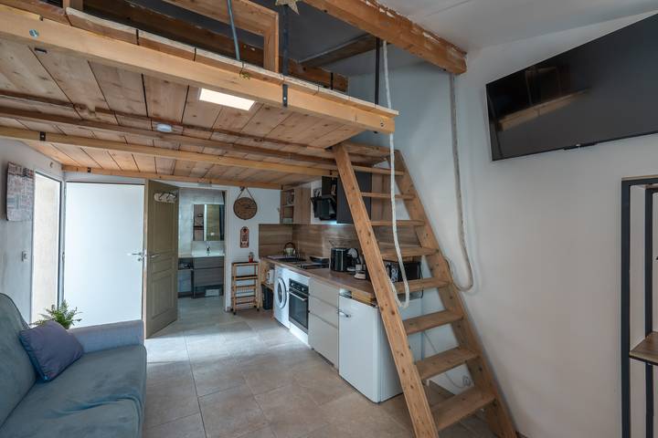 Apartamento entero, Le patio de Gréasque - studio climatisé in Gréasque, Costa mediterránea (Francia)
