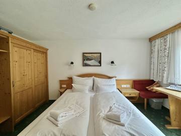 Ferienwohnung für 4 Personen in Lechtaler Alpen, Sankt Anton am Arlberg, Bild 4